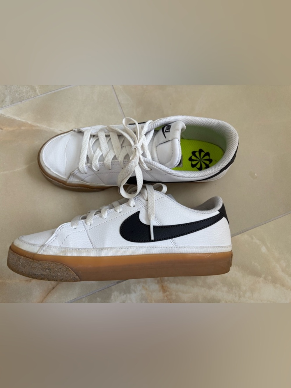 Nike White Court Legacy Women 7.5